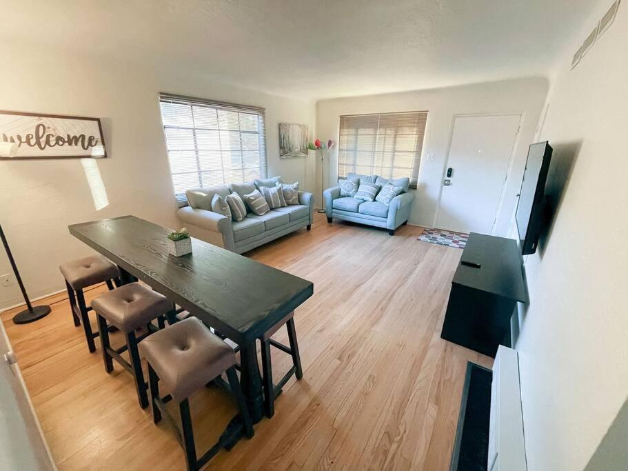 Pet Friendly! Private Casita In Nob Hill Villa Albuquerque Exteriör bild