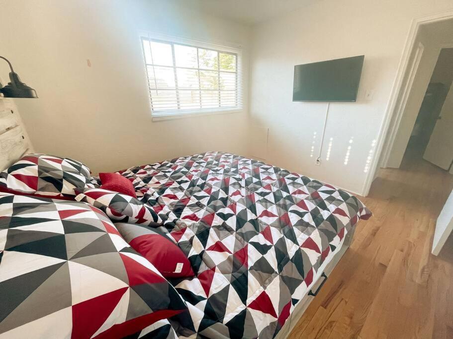 Pet Friendly! Private Casita In Nob Hill Villa Albuquerque Exteriör bild